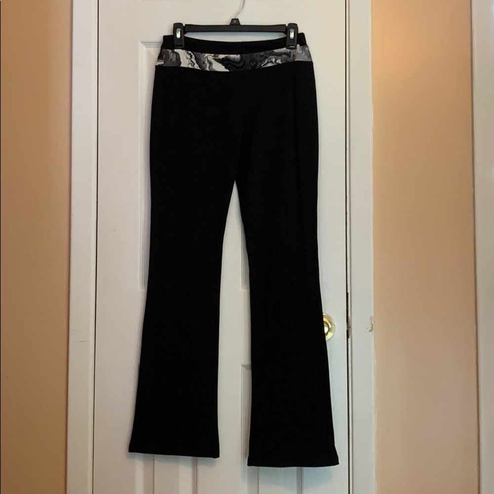 NWT Boot cut  skinny yoga pants
